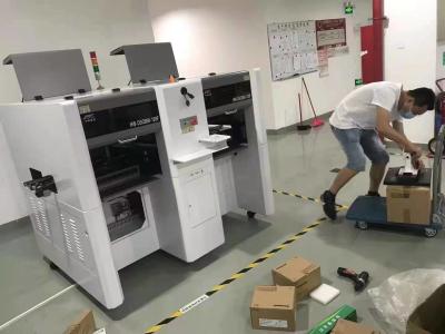 Máquina Desktop 26000pcs/H da colocação componente do PWB de SMT Chip Mounter HWGC