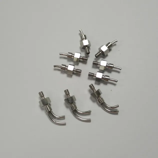 Personnalisation d'accessoires CNC : Aiguille de pulvérisation médicale à double tube plié en acier inoxydable 304