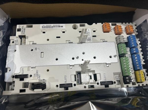 ABB ZCU-12 3AXD5000018303012 Control Unit Hardware For ACS880 Series Inverter