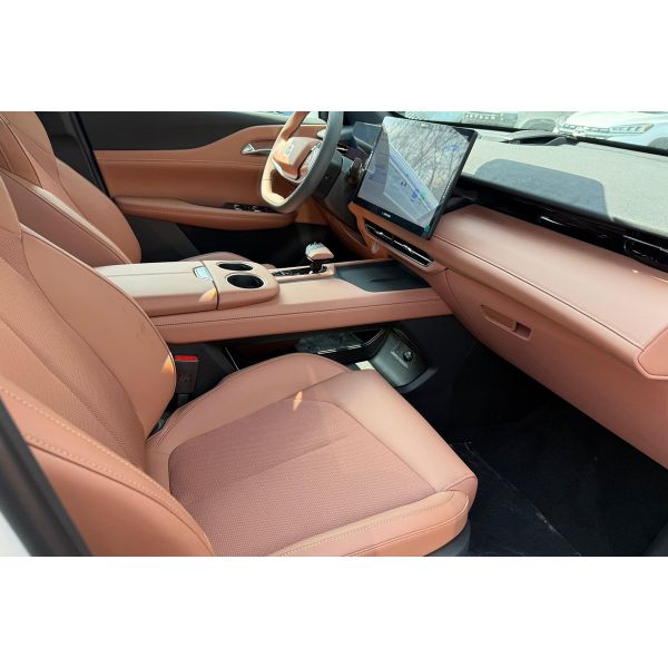2024 New Arrival Changan UNI-Z Compact SUV Auto Gas Hybrid Vehicle R20 Tire Automatic Gear Acura Left AWD Cheap Price Used Car