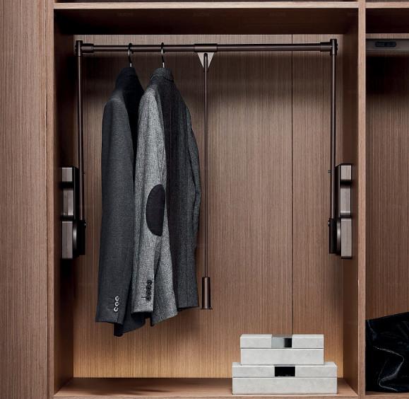 Acessórios de guarda-roupa de madeira OEM Rack ajustável para armazenamento de roupas modernas