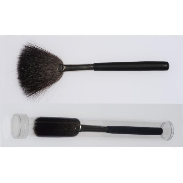 C133 Fun-shaped squirrel hair brush