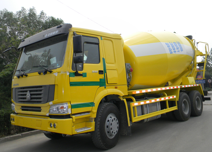 Тележка SINOTRUK HOWO 12CBM 336HP 6X4 RHD ZZ5257GJBN4048W конкретного смесителя