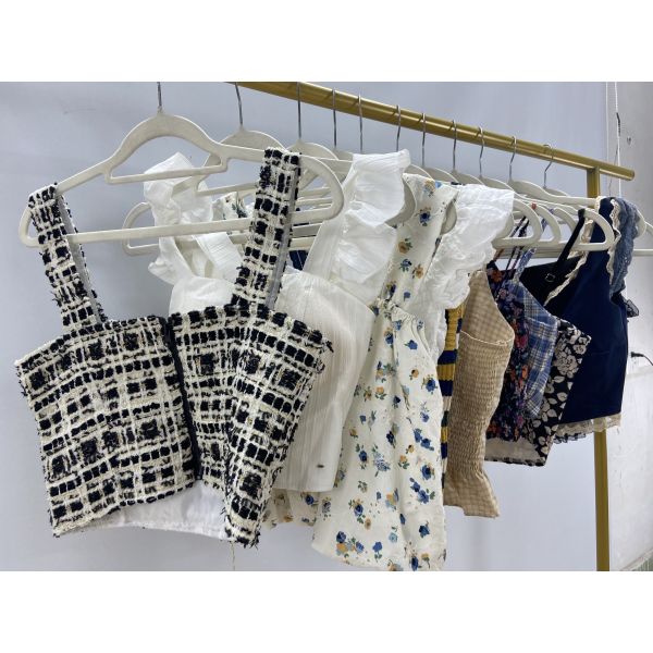 Slim Fit Used Summer Clothing Second Hand Women's Camisole Tops Mixed Size