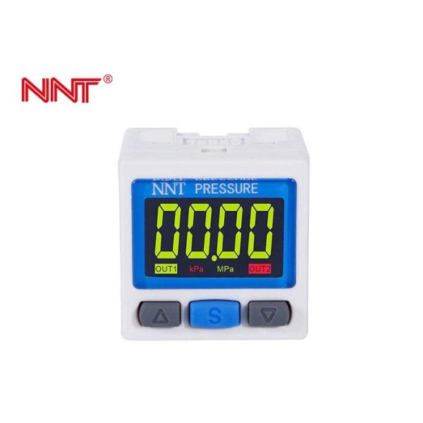 NNT NZSE30A(F) High Accuracy ±0.5% F.S. Digital Pressure Switch with Clear Digital Display and IP65 Protection for Industrial Applications