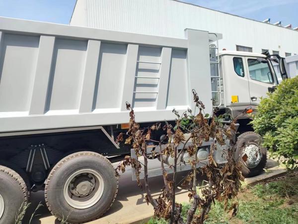 High Horsepower 400HP HOWO White Tipper Dump Truck LHD 6×4 10 Wheels