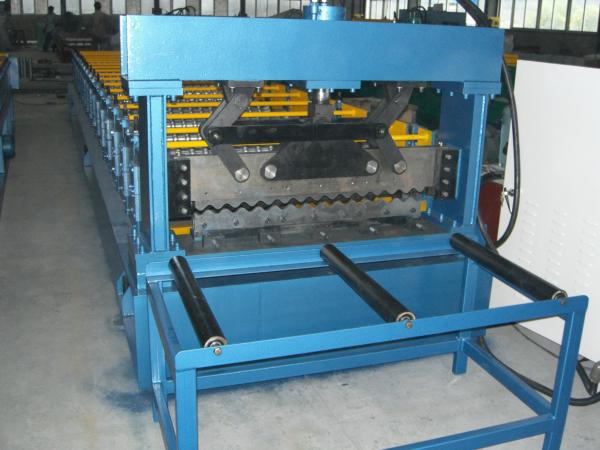 988 Type High Speed Corrugated Roll Forming Machine With Remote Control