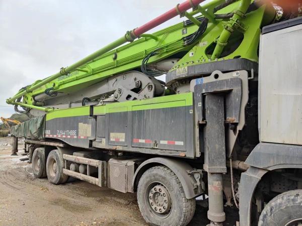 2020 Zoomillion 63m sur Benz Semi-séché type de béton à chaudière Services de soins après-vente approuvés