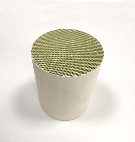 200 CPSI Round Ceramic Catalyst Substrate for Automotive Exhaust Systems - 4 Inch Diameter