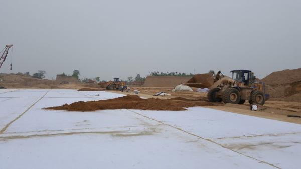 Artificial Lake Landfill Landscape Liner Bentonite Geosynthetic Clay Liner