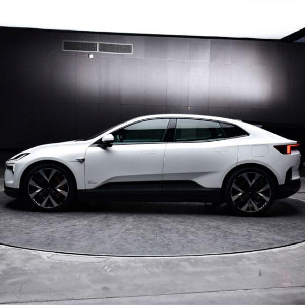 Volvo Polestar 4 Chinese Electric Sedan Four Wheel Drive SUVs 620KM-755KM