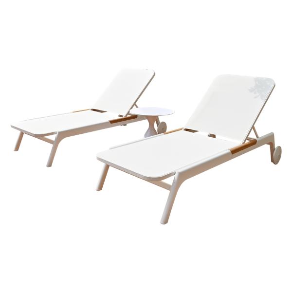 Outdoor swimming pool lounge chair, villa courtyard hotel, outdoor leisure solid wood lounge bed, homestay, beachside anti-corrosion wood beach chair
