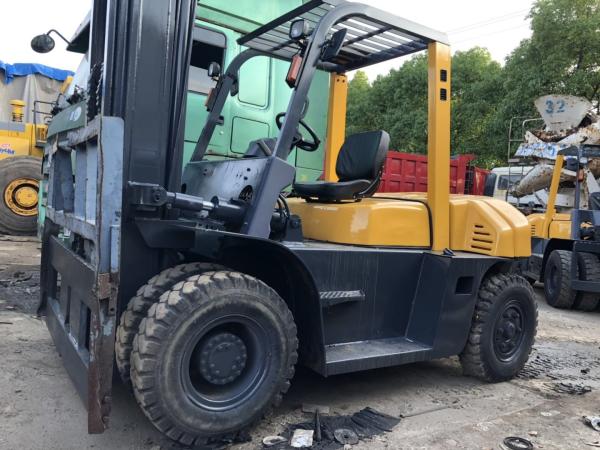 used 7ton tcm 3stages diesel forklift FD70Z8 originally made in japan,low working hrs ,6m lifting height