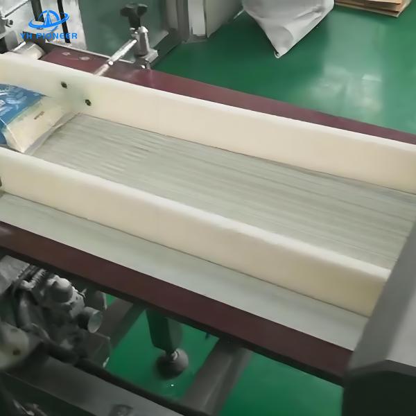 Reliable Bag Carton Packer Machine For Soft Bag Packaging With Stainless Steel Construction And 7.5kw Motor Power