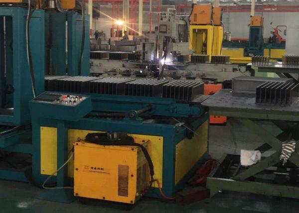 Steel Automatic Spot Welding Machine For Transformer Corrugated Sheet Long Using Life
