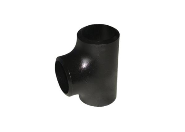 Carbon Steel Butt Weld Pipe Fittings Black Color High Strength Round Shape