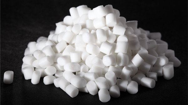 Gránulos de sobremoldeo de elastómero termoplástico (TPE): Materia prima de primera calidad para mangos de herramientas