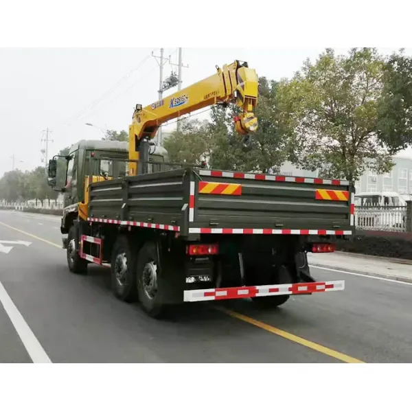 Dongfeng Heavy-Duty 6X6 10t Truck with Hydraulic Crane
