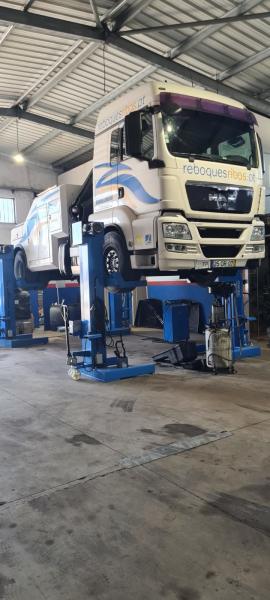 Mechanial screw-up wired Mobile combined  4 Post Heavy Duty Truck Lifts  Bus Lift 20T 30T 45T