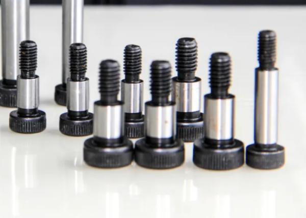 Zinc Plated Steel Captive Bolt Metric M6x20 Zinc Plating Yellow Pump Manufacturing