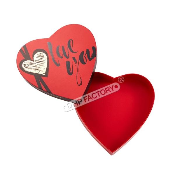 Exquisite Rigid Heart Shaped Chocolate Box With Food Safe Tray For Gourmet Treats