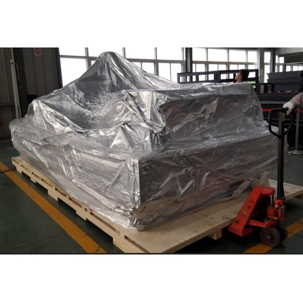 Water Cooling CNC Fiber Laser Cutting Machine 500W - 6000W 1500mm Y-Axis Stroke
