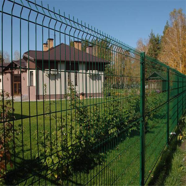 2.2 2.4 Meters Steel Wire Mesh Fence PVC Coated Triangle Fence Welded Curved Garden Square