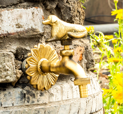Animal Shaped Handle Antique Brass Outdoor Water Tap And Sprayer