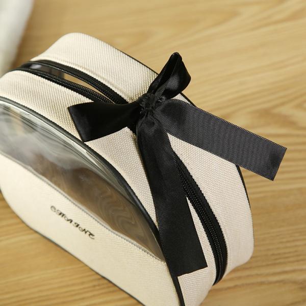 Zipper Closure Lady Beauty Case for Professional Ladies Solid Pattern and Handle Design