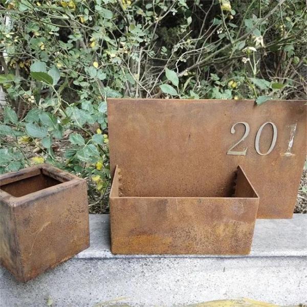 Potenciômetros de suspensão decorativos dos plantadores do metal de Corten dos potenciômetros de flor da parede do jardim da personalização