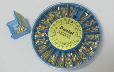Cargo chapeado dourado dental do parafuso
