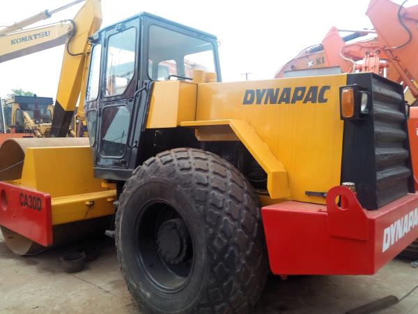 Dynapac CA30D Road Roller Compactor Machine with Excellent Efficiency