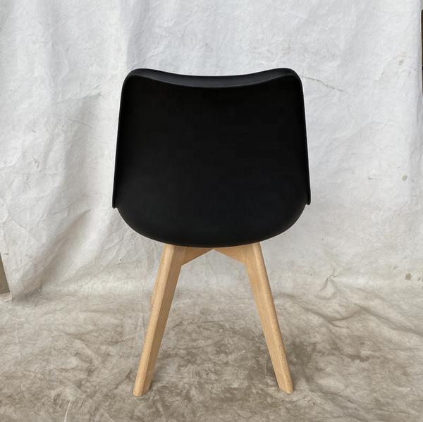 Modern Plastic Dining Chair with Beech Wood Legs