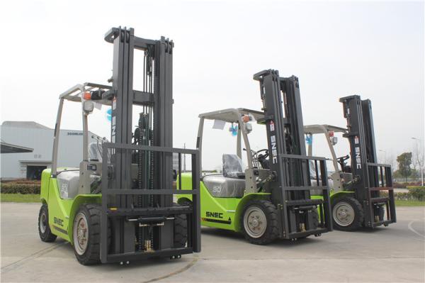 Xc490 Motor Side Shifter Triplex Mast Container Forklift Truck para manuseio de contentores