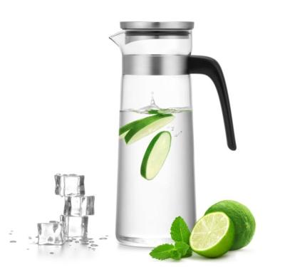 Drinkware Glass Water Pitcher Pots Kettles 2 Litre Glass Jug With Strainer