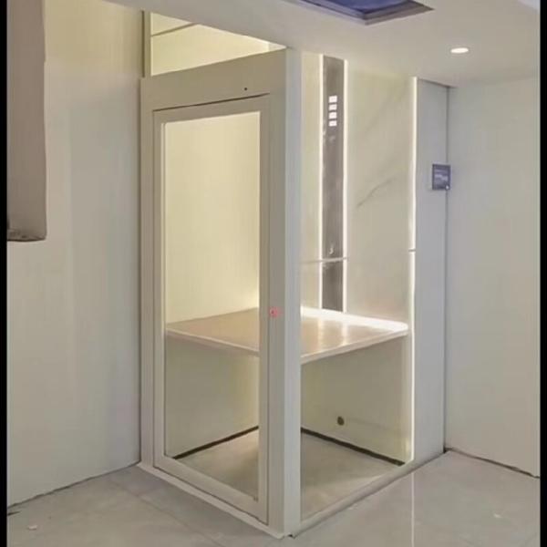 Instalação interna e externa de elevadores com acionamento a parafuso personalizável