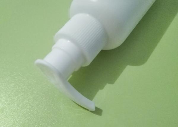 Derrame não a bomba de mão com nervuras plástica do distribuidor dos PP 24mm