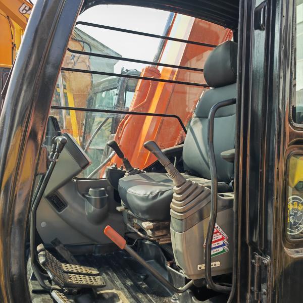 Zx70 Old Hitachi Mini Excavator Mini Hydraulic Excavator Construction Equipment