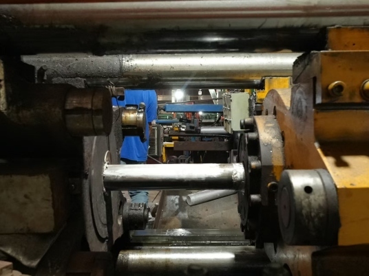 6000 series aluminum profiles, with sandblasting and anodizing treatment and cutting services