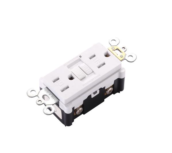 Slim Design Safety GFCI Interrupter Socket Self Grounding 15A