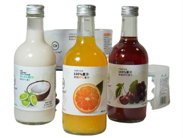 食品と飲料のラベル ロールのラベル 独自のアプリケーション