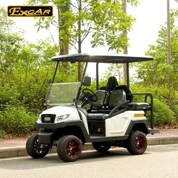 Electric Golf Carts with 5KW AC Motor and Intelligent Charger Providing Energy Management and Fast Charging Capabilities for Continuous