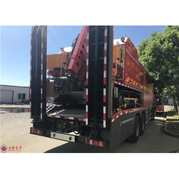 Powerful Two Seats Commercial Water Pumper Fire Truck 6*4 Drive with Rescue Crane
