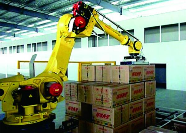 Beverage Industry Robotic Packaging Machinery , Packaging Robots Higher Level Safety