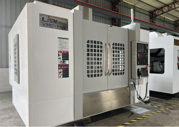 11KW 4 Axis CNC Vertical Machining Center Multi Function VMC1160