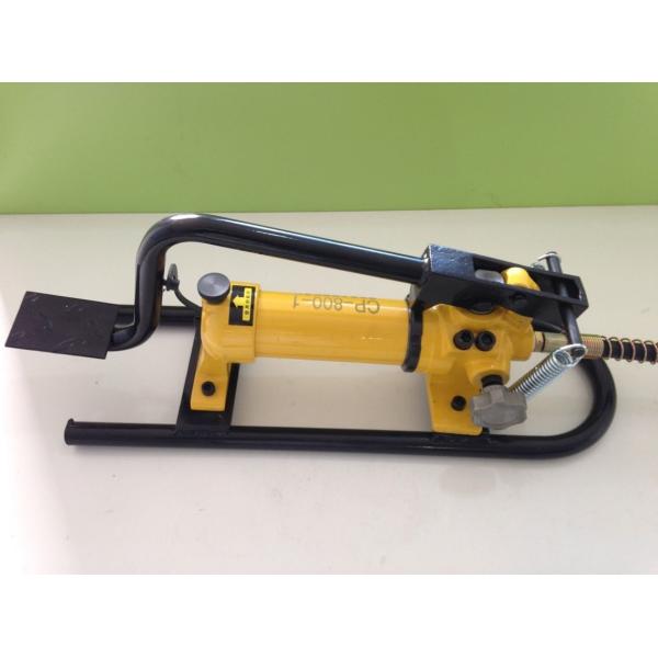 Overhead Line Construction Tools , 70Mpa Pedal Type Foot Operated Hydraulic Oil Pump For Power Supply