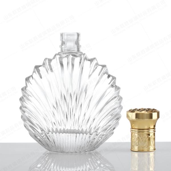Hot Item Criativo em forma de concha transparente Whiskey Gin Rum Spirit Garrafa de vidro com cortiça