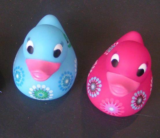 Soft Pad Painting Mini Rubber Ducks Baby Shower With Flower Painting / 10cm Length