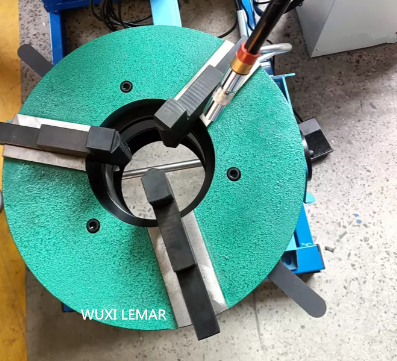 Circular Welding 100kg Positioner, 0-90° Tilting Turntable with 300mm Three-jaw Chuck