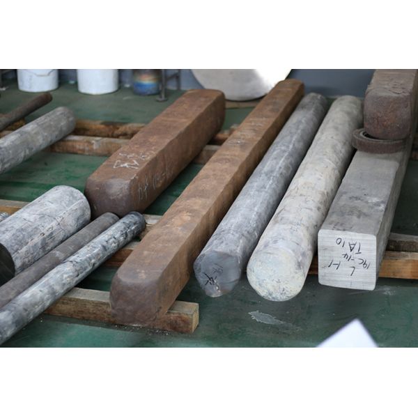 Grade 5 Titanium Rod 12mm*1000mm for Producing Automotive Screws